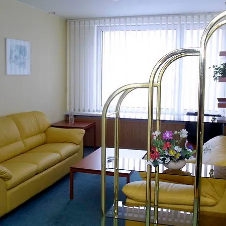 Отель Planeta 3*