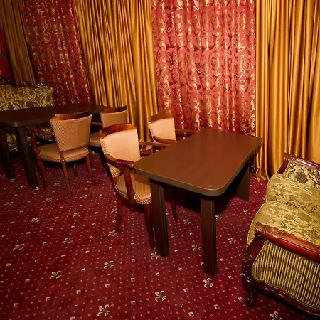 Hotel Planeta 3*